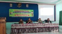 Kasie Intelijen Kejaksaan Negeri Sampang Ahmad Wahyudi, SH saat memberikan materi pada para siswa-siswi SMPN 1 Sampang, Kamis 10/08/2023)