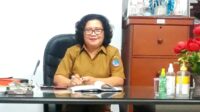 Kix5 Kepala SMKN 1 Tobariri Ivone Memah