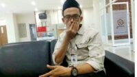(Foto dok. Lacakpos) ketika konfirmasi kepada Ketua KPU Sampang, Adi Imansyah terkait carut marutnya seleksi Badan Ad-hoc di Kampus Poltera, senin 23/01/2023 lalu