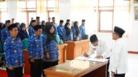 Lantik-56-Kepala-Sekolah-Bupati-Eka-Putra-Ingatkan-Kepala-Sekolah-dan-Guru-Tidak-Ikut-Minta_160224104111