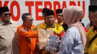 Bantuan-Kemanusiaan-Untuk-Bencana-Di-Tanah-Datar-Terus-Berdatangan_230524023613