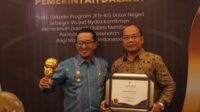 Tanah-Datar-Raih-Penghargaan-dalam-UHC-Awards-2024_090824020711