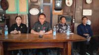 Penjabat Bupati Minahasa Noudy R.P. Tendean didampingi Kadis Kominfo Maya Kainde tatap muka dengan wartawan (ist)