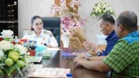 Wakil Bupati Minahasa, Vanda Sarundajang, SS, didampingi Plt. Kepala Dinas Pariwisata Kabupaten Minahasa, Thelma Lapian, SE, menerima kunjungan Pamong Budaya Muda Bidang Objek Pemajuan Kebudayaan (OPK) Kantor Balai Pelestarian Kebudayaan (BPK) Wilayah XVII Sulutgo