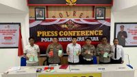 Konferensi Pers pemusnahan ratusan liter minuman keras dan sejumlah barang bukti narkotika (ist)